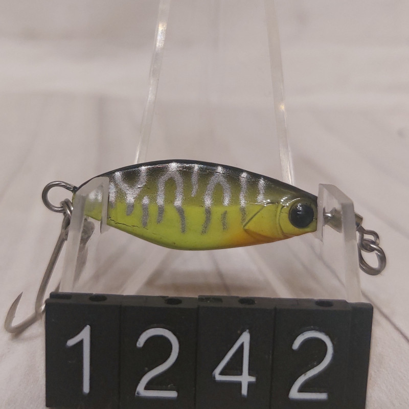 Блешня Пількер Jackall Metal Jig Lizinc 3/16 Oz 5.25g 30mm