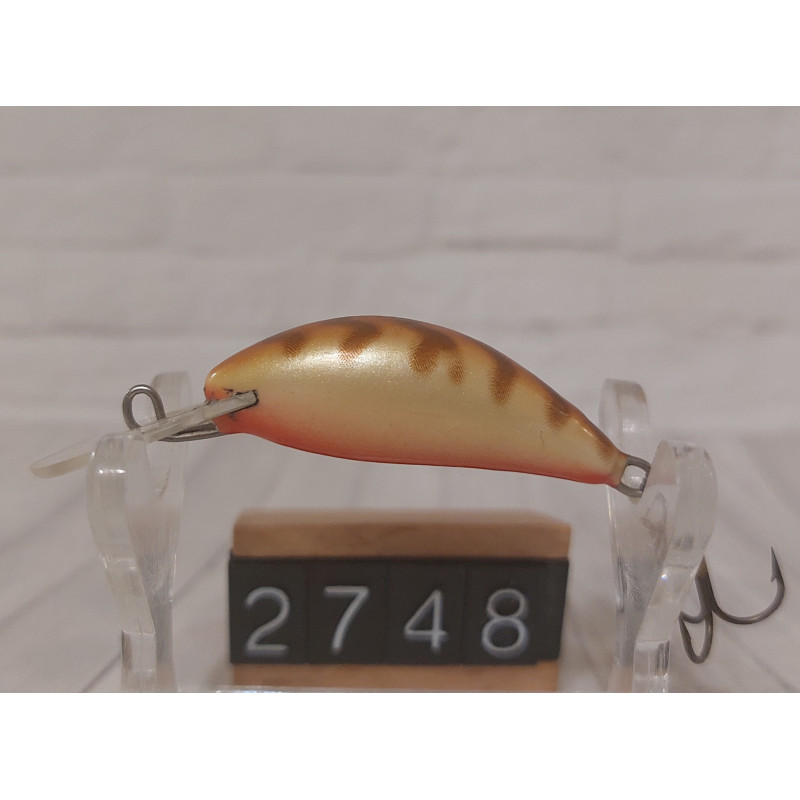 Воблер Salmo Hornet 30F 2.2g 1-1.5m